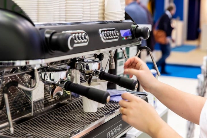 Horeca koffiemachine huren - Bar Company Koffiemachines